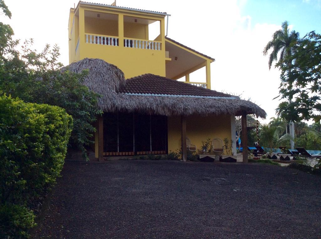 Casa Lilly Bed & Breakfast Cabarete Ngoại thất bức ảnh