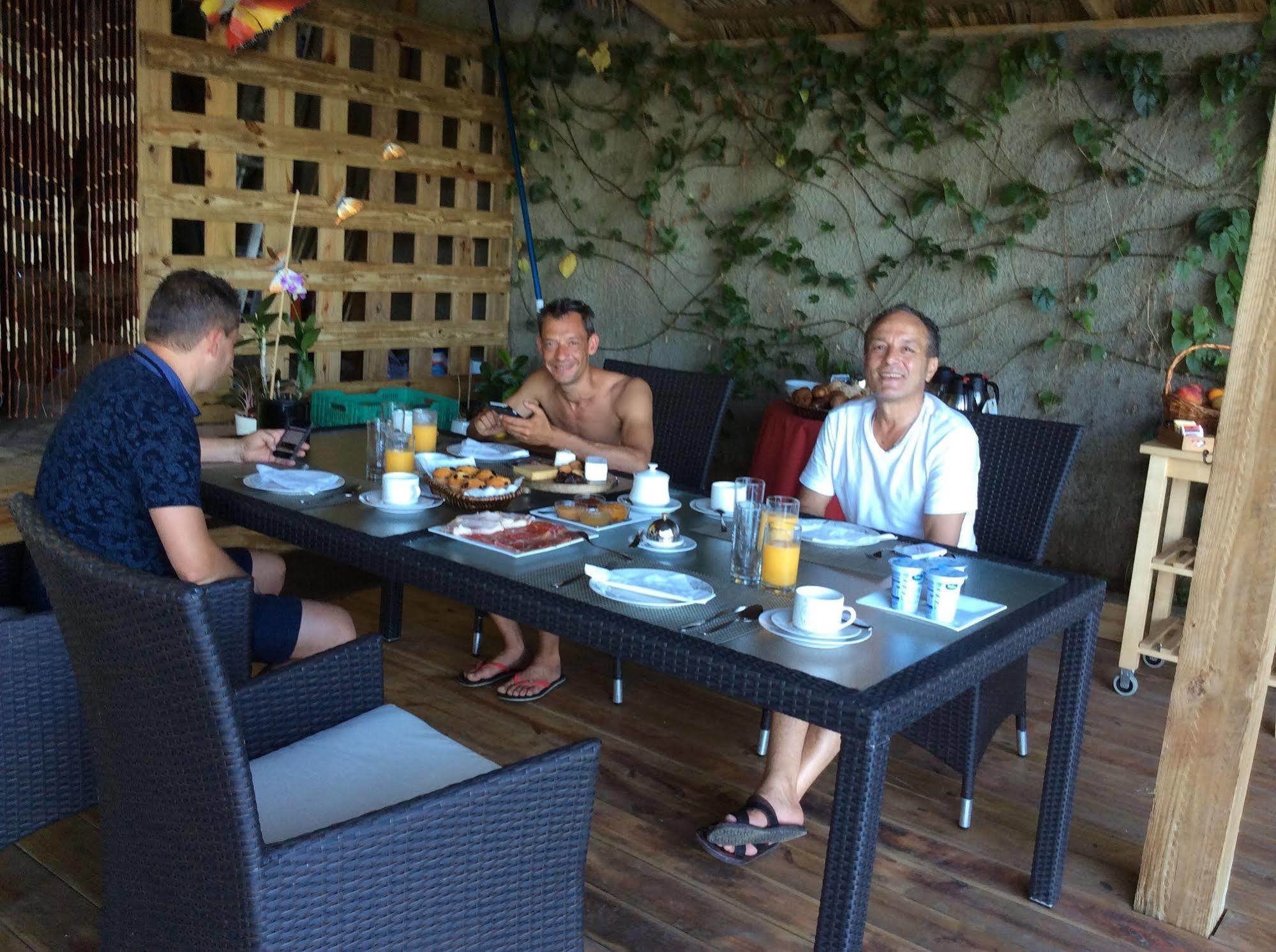 Casa Lilly Bed & Breakfast Cabarete Ngoại thất bức ảnh